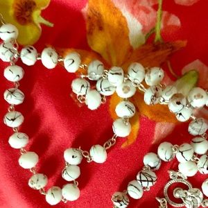 Meet your Posher, Elva